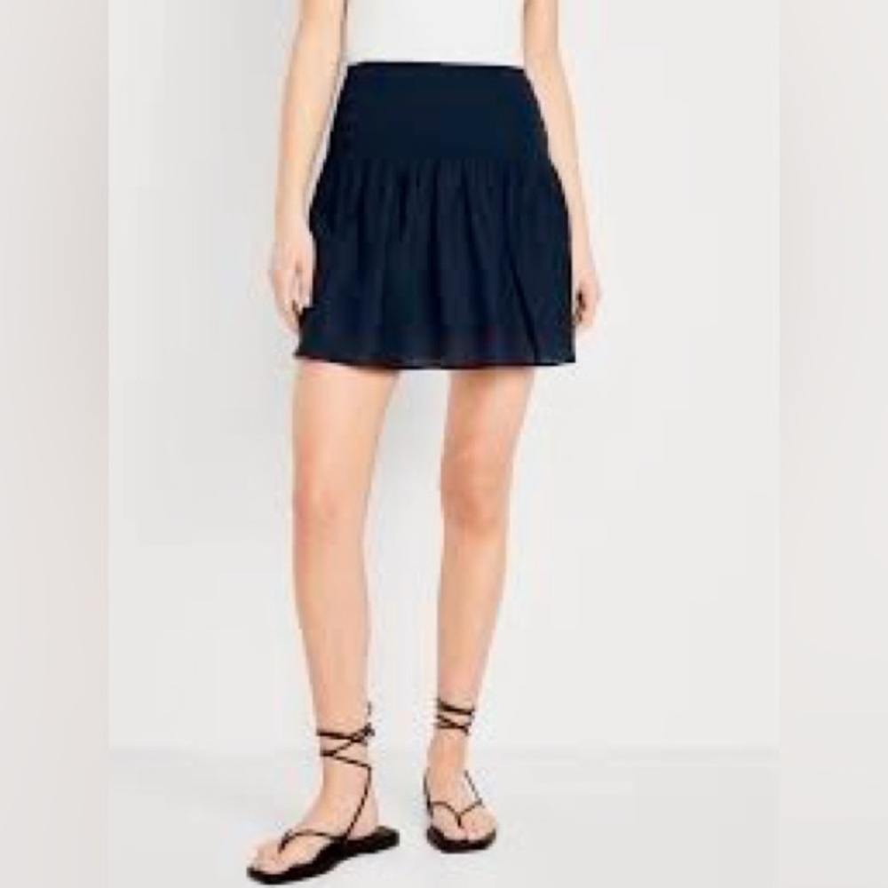 Banana Republic Black Smocked Paperbag Mini Skirt with Pockets 12